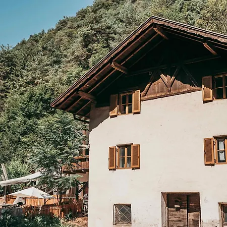 Dhea's Little House *